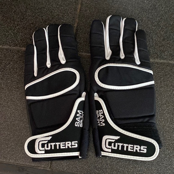 Cutters Other Cutters 7 Lt Football Gloves New Poshmark